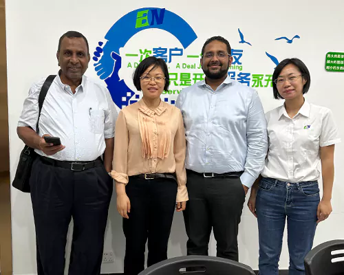 Customers visit bn pack.webp