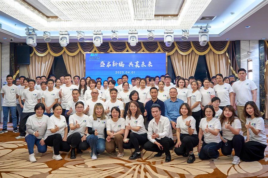Packaging Bag Company Management Team.webp