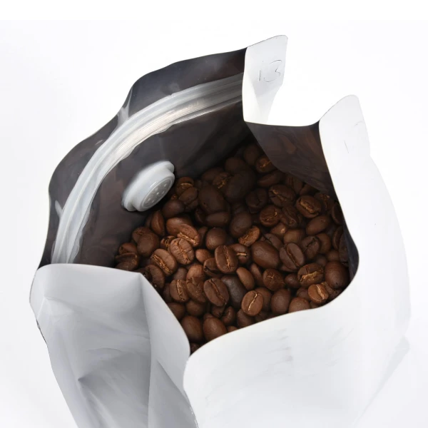 Coffee Bags with Resealable Zippers