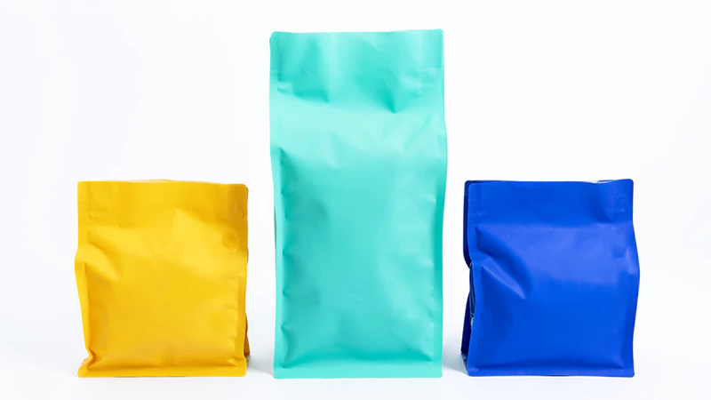 Colored biodegradable flat bottom bags