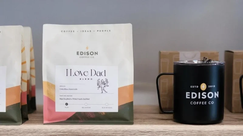 Flat bottom coffee bags vs stand up coffee bags