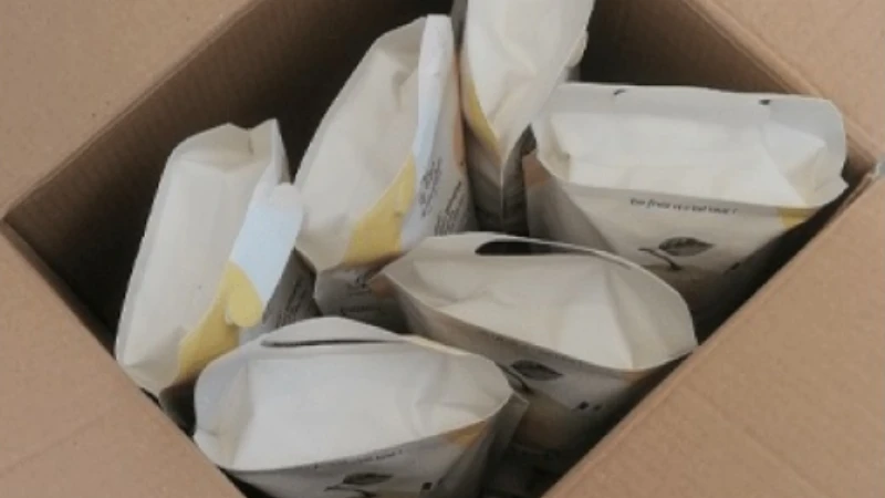 stand up pouches in box
